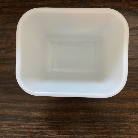 🌟VINTAGE🌟 Pyrex Butterprint Small Refrigerator Dish 501 (no lid) - Picture 2 of 4